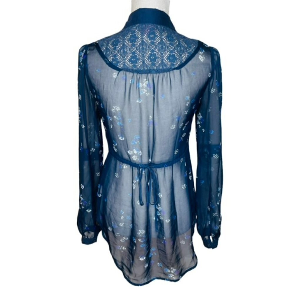 FREE PEOPLE Sheer Floral Pleating and Lace Detail Blouse - Size XS - Picture 3 of 8